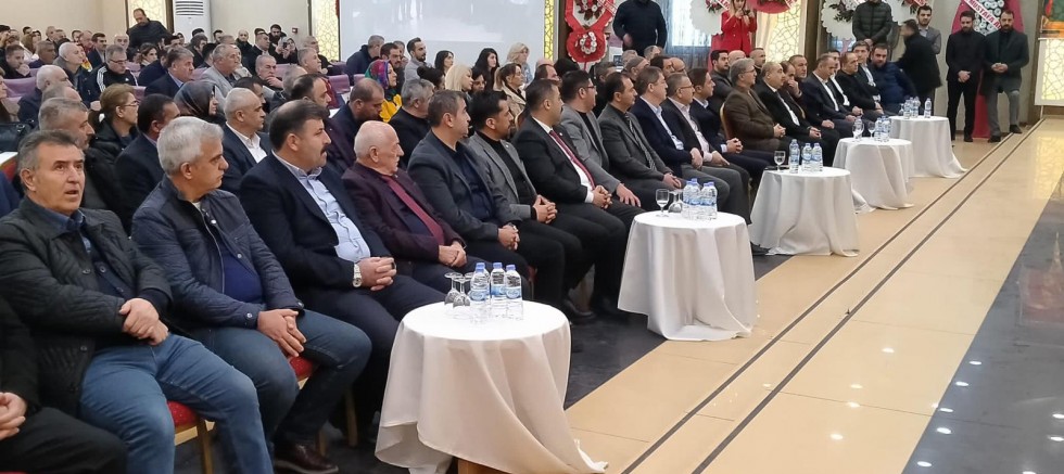 Başkan Karagöllü'den  Esnaf kongrelerileri siyasi proganda,  iftara atma yeri değildir