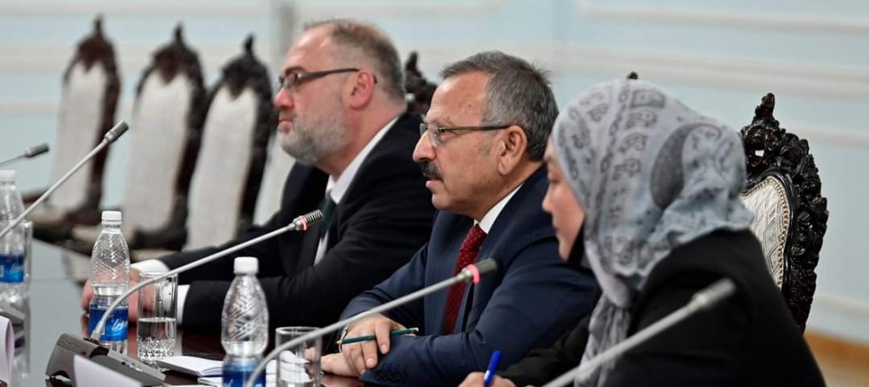 YUSUF BEYAZIT: “KARDEŞLİĞİMİZİ YENİ PROJELERLE GÜÇLENDİRİYORUZ”